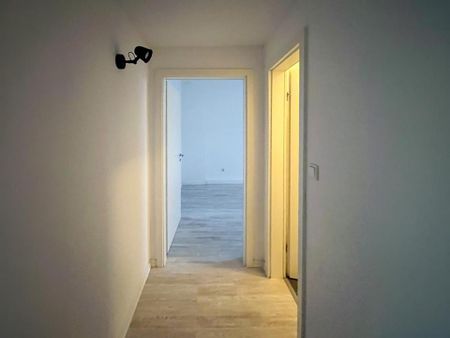 Lichtdurchflutete 2-Zimmer-Wohnung mit durchdachtem Grundriss - Photo 2