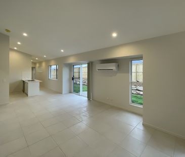 2 Mallow Court, Collingwood Park QLD 4301 - House For Rent | Domain - Photo 1