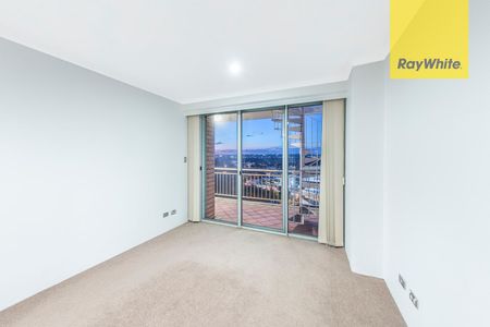 PENTHOUSE LIVING WITH PRIVATE ROOFTOP - Photo 2