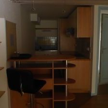 À louer / Appartement F1 bis / BESANCON QUARTIER CENTRE VILLE 8 Place Marulaz - Photo 1