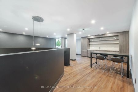 2525 Bathurst Street #810 - Photo 5