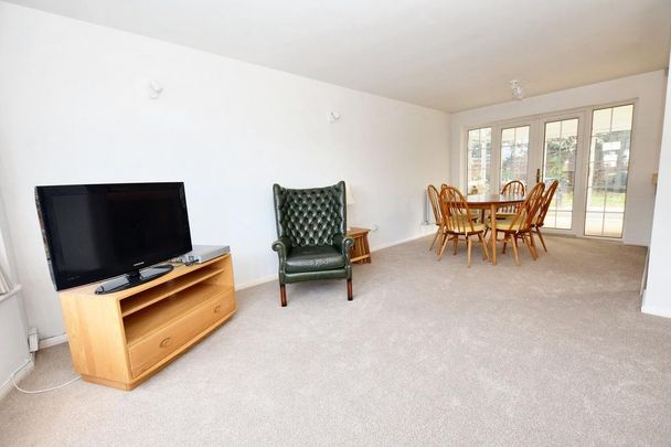 3 bedroom detached house to rent - Photo 1