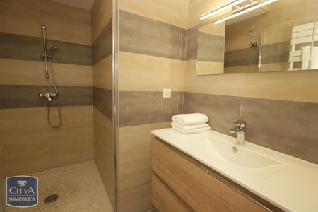 Location Appartement 3 pièces 74m² MIREVAL 34110 - Photo 4