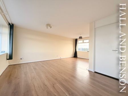 ParkFarmDrive, Allestree - Photo 2