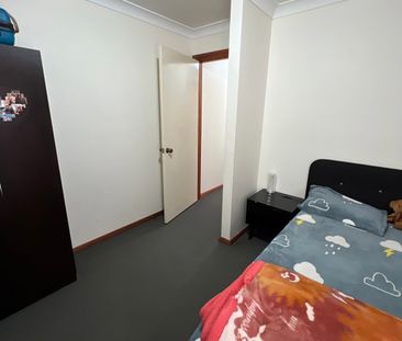 Spacious 2Bed Unit In East - Photo 6