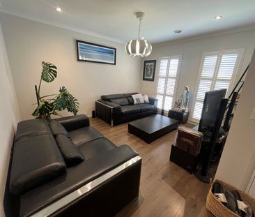 Splendid 4Br Home in Truganina! - Photo 3