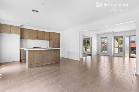 1 Bowerbird Place, 3029, Truganina Vic - Photo 4