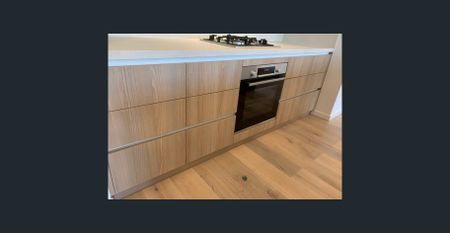 Lakeside Living 10km from Melbourne CBD!!! - Photo 2