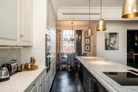 Bedford Street, WC2E, London - Photo 5