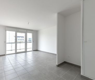 location Appartement T4 DE 78.74m² À BLAGNAC - Photo 2