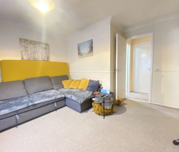 Claymore, Hemel Hempstead - Photo 1