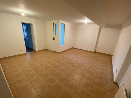 Location Appartement 2 pièces 60m² - Photo 1