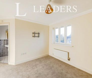 2 bedroom apartment to rent Argyll Court, Crawley, RH11 - Photo 4
