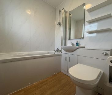 2 bedroom maisonette to rent - Photo 5