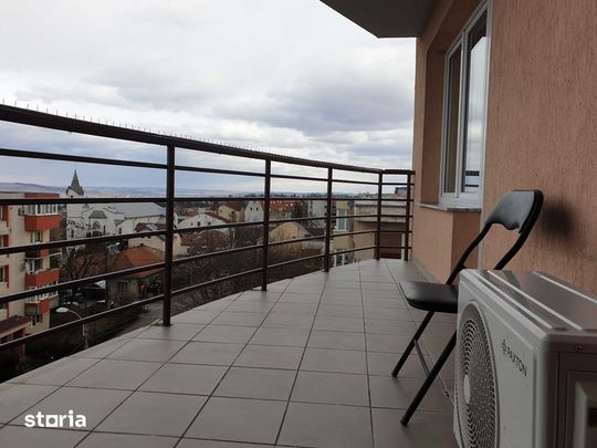 inchiriez 2 camere de lux zona UMF, Zorilor - Photo 1