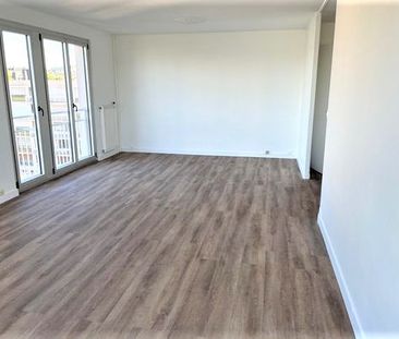 Location Appartement 2 pièces 64m² ROUEN 76100 - Photo 2