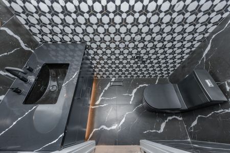 For Lease - 90 Twelfth Street Unit# Upstairs, Toronto, Ontario - Photo 4