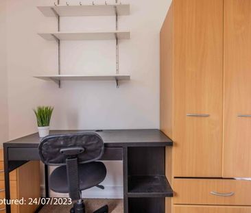 22 Sussex Road - Photo 1