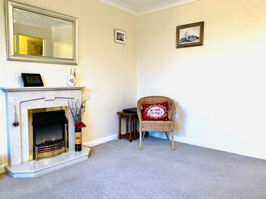 The Orchard, Lincoln, Washingborough - Photo 1