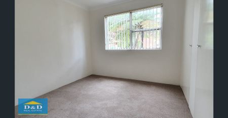 2 Bedroom Apartment. Near new Kitchen, Paint, Carpet and Blinds. Quiet Location. Garage. Close to Parramatta & Transport - Photo 2