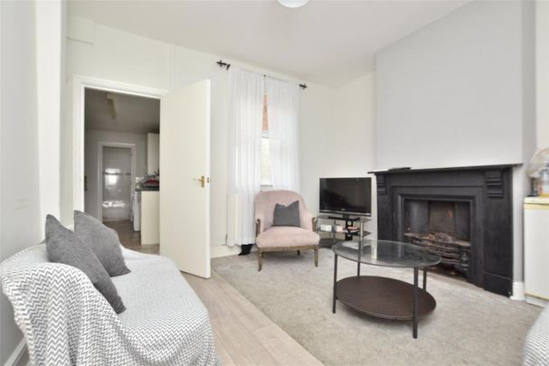 5 bedroom terraced house to rent - Photo 1