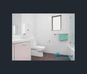 Central Location Townhouse - Photo 4