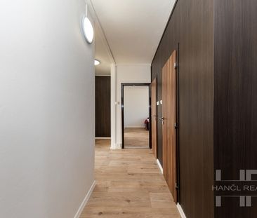 Pronájem bytu 3+1 70 m² - Photo 1