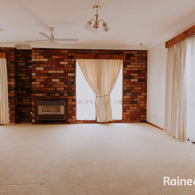 MODERN COMFORT IN A PRIME LAKE ALBERT LOCATION - Photo 1