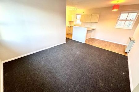 Stonebridge Close, Telford - Photo 3