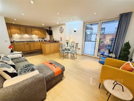 2 bedroom apartment to rent Channel Way, Southampton, SO14 - Photo 5