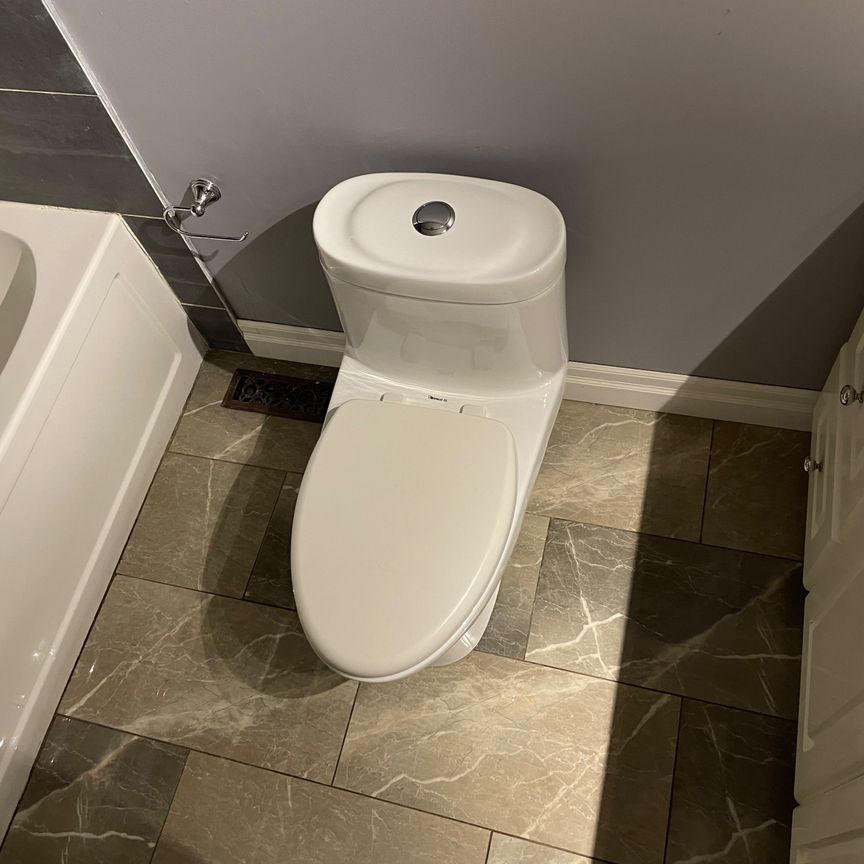 For Lease - 7 Mandrain Crescent, Brampton, Ontario - Photo 1