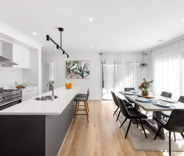 18 Vital Drive, Tarneit VIC, Belconnen - Photo 2