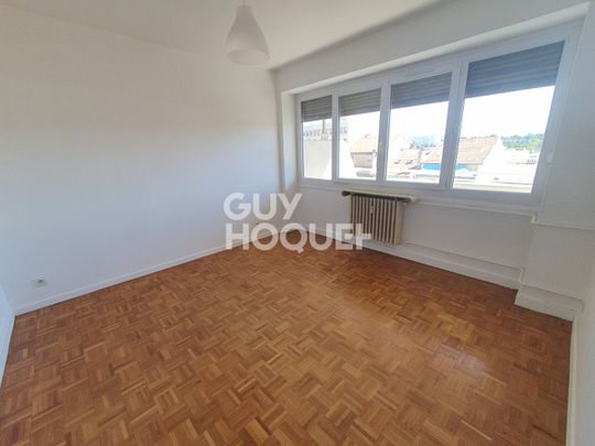 T2 AU VALENTIA 4 EME ETAGE AVEC BALCON - Photo 1