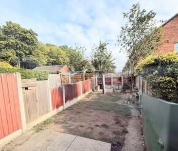 2 bedroom terraced house to rent - Photo 5
