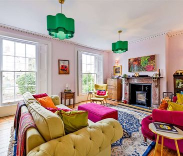 Beautiful Georgian red brick family home - Photo 6