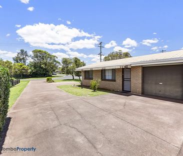 Refreshed Unit with Private Yard in Convenient Wilsonton Location - Photo 5