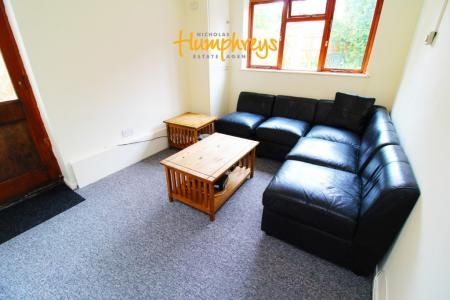 Milton Road, The Polygon, Southampton, SO15 - Photo 2