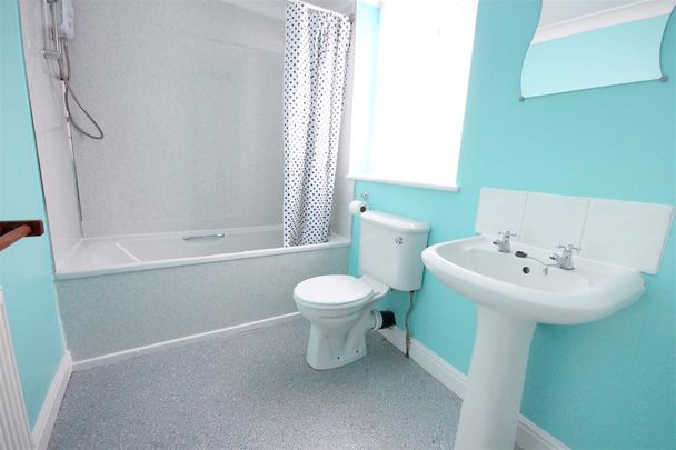 1 Bedroom Flat/Apartment To Let - Photo 1