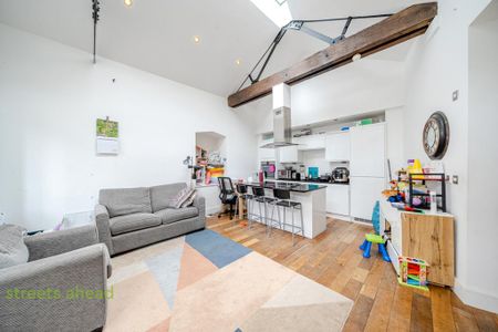 2 bedroom apartment to rent - Photo 2