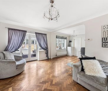 5 bedroom detached house to rent - Photo 1