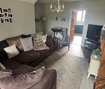 52 Lough Road, Lurgan, Craigavon, BT66 6JJ - Photo 1