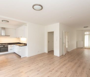 Appartement te huur: Stadionweg 147-1 1076 NM Amsterdam - Photo 1