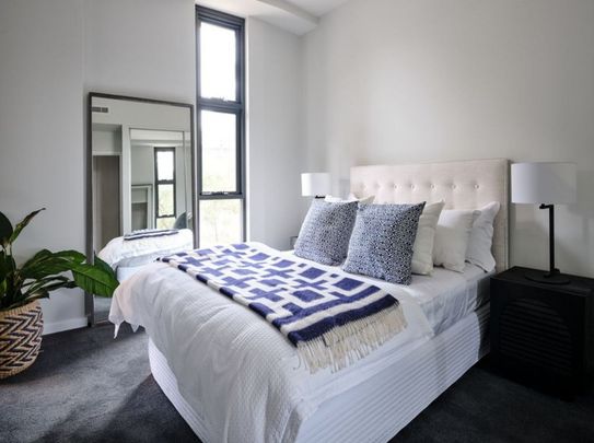 One-Bedroom Apartment in Sutherland - Photo 1