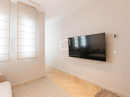Excellent 2 Bedroom apartment for rent in Castellana, Madrid - Photo 5