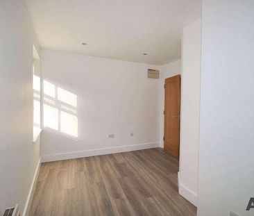 Warley Hill, Warley, CM14 - Photo 3