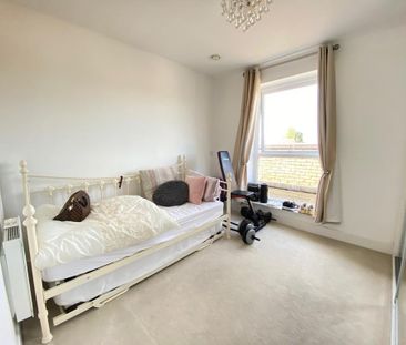2 bedroom apartment to rent - Photo 2