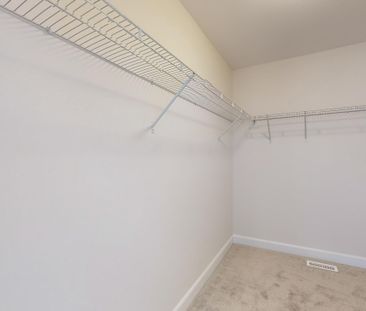For Lease - 219 O'Neil Street, Peterborough, Ontario - Photo 5