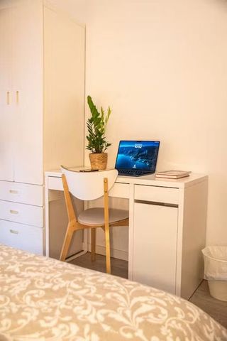 Carrer dels Escudellers, Barcelona, Catalonia 08002 - Photo 5