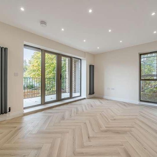 Hutchins Close, Kent, BR8 - Photo 1