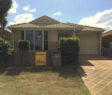 3 Bedroom Home - At the end of a cul-de-sac in Springfield lakes - Photo 3